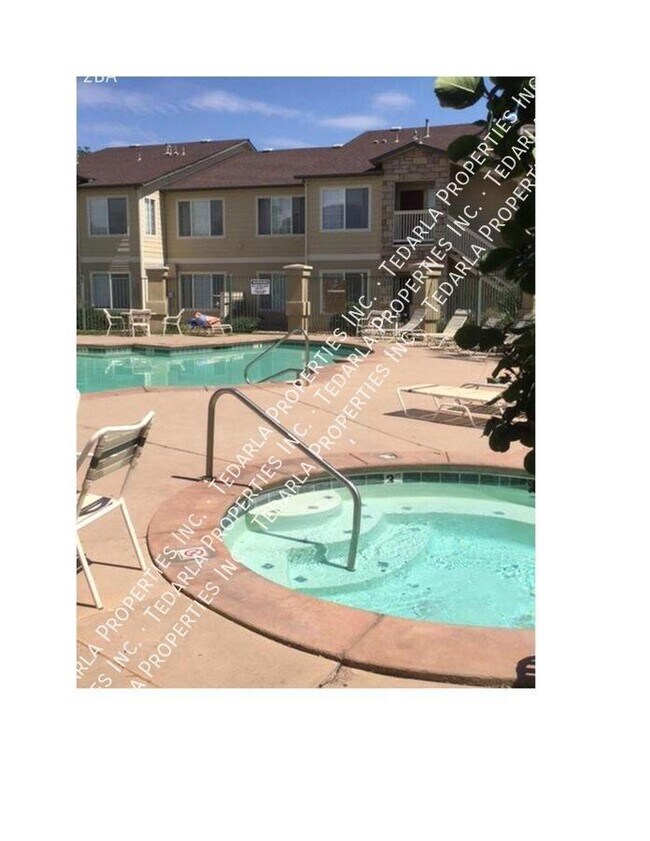 Building Photo - 10030 E Carolina Dr