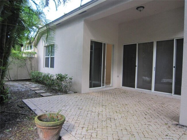 Building Photo - 4173 Imperial Club Ln