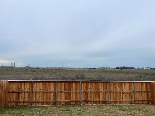 Building Photo - 497 Papaya Dr