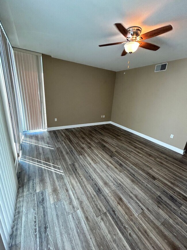 Building Photo - 6422 US-98