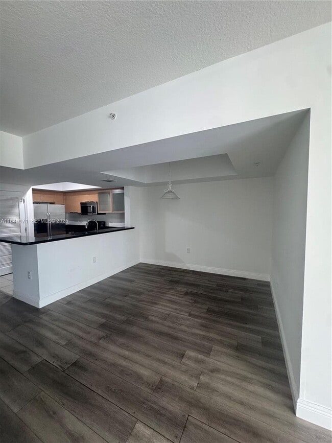 Building Photo - 140 S Dixie Hwy