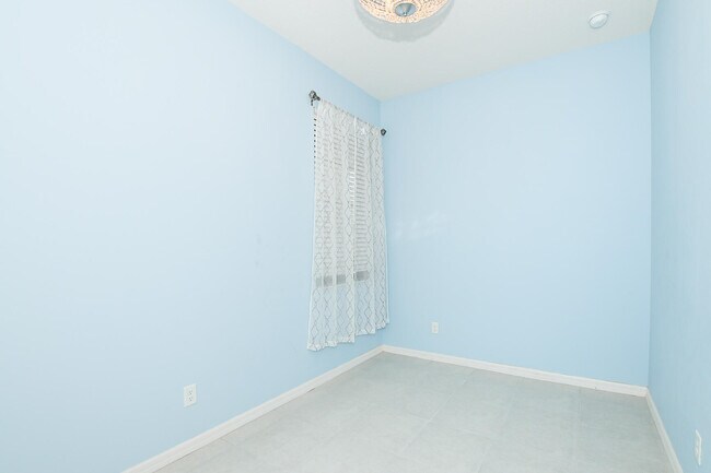 Building Photo - 1618 Merriment Way