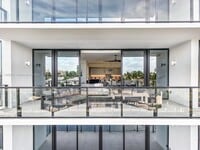 Building Photo - 160 Isle of Venice Dr