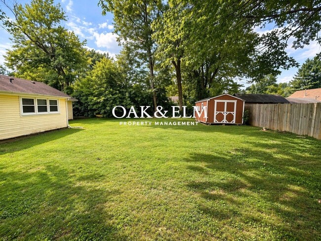 Building Photo - Welcome to this beautifully updated 4 bedrooms, 2 full bath, 1400 Square feet home