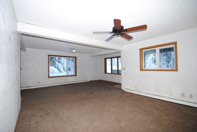 Building Photo - 795 Keeling Rd