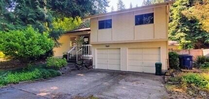 Building Photo - Kirkland, Finn Hill Location
