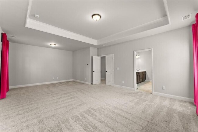 Building Photo - 4656 Silver Oak Dr SW