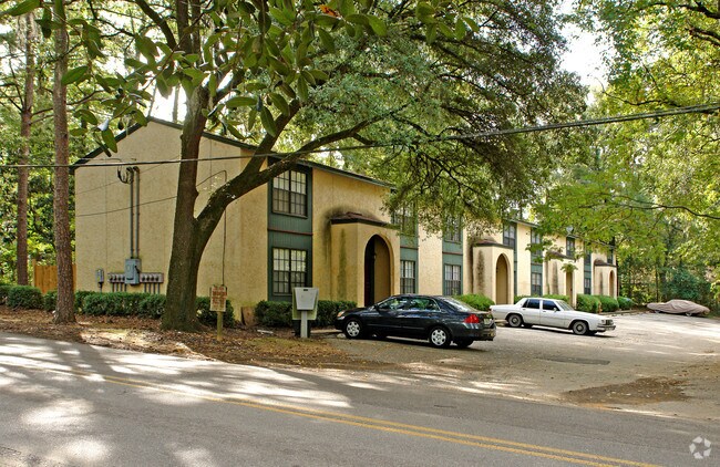 Building Photo - 1529 Pullen Rd