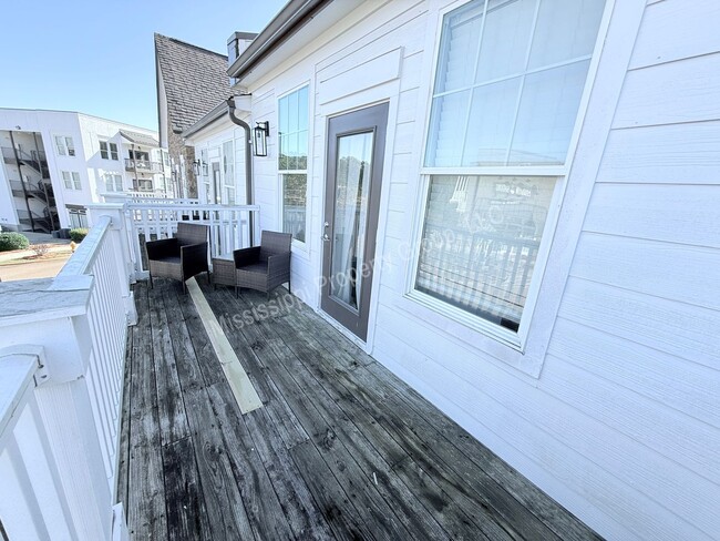 Building Photo - 3BR/3BA For Rent