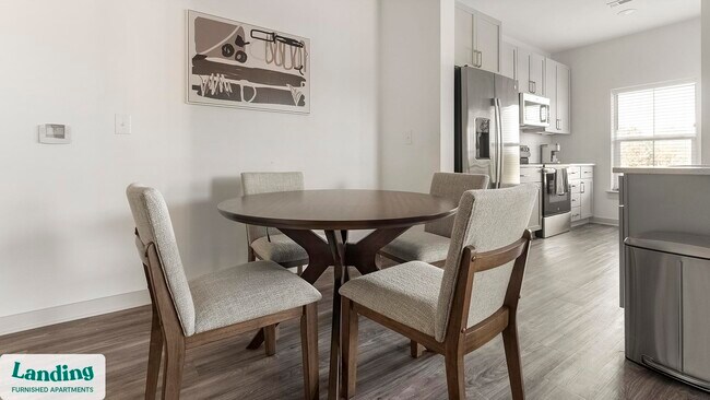 Building Photo - 2385 Vera Wy