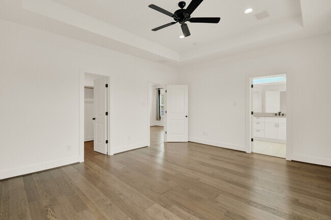 Building Photo - 6635 T C Jester Blvd