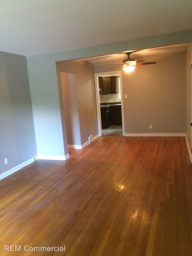 Building Photo - 240 S Portage Path