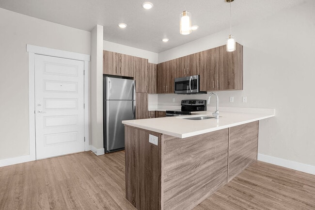 Building Photo - Gardner Station