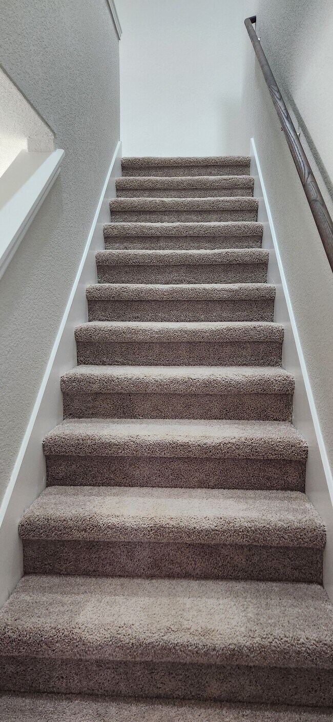 Building Photo - 7239 Converse Ridge Ln