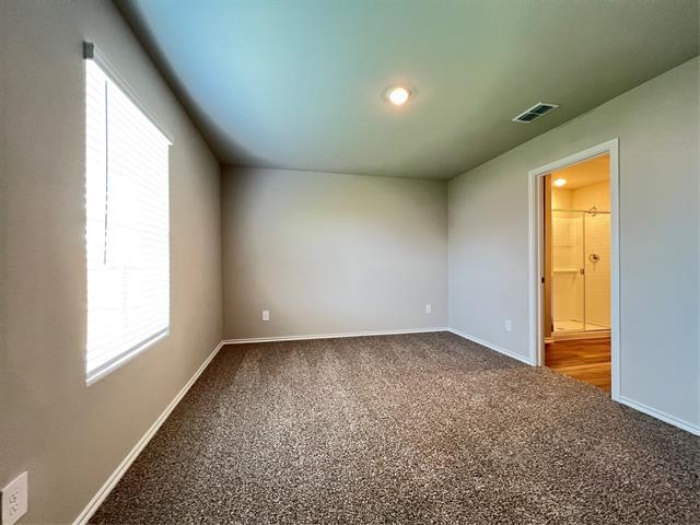 Building Photo - 5557 Rollins Dr