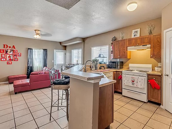 Building Photo - 5912 Cielo Del Rey Pl