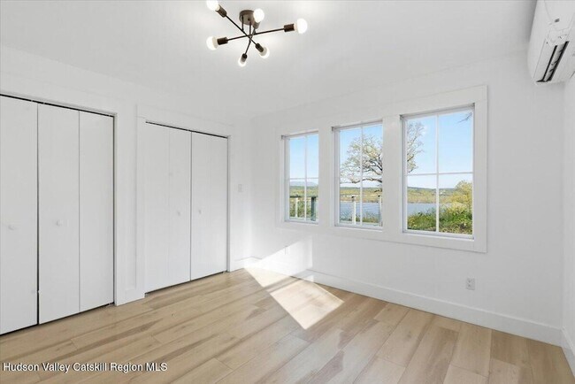 Building Photo - 5265 NY-9G