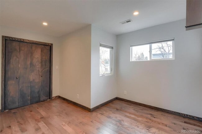 Building Photo - 2798 S Lincoln St