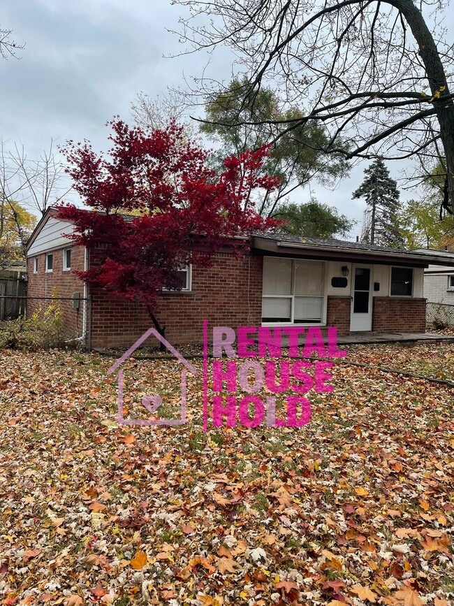 Building Photo - Beautiful 3 Bedroom Ranch~ Dearborn Heights