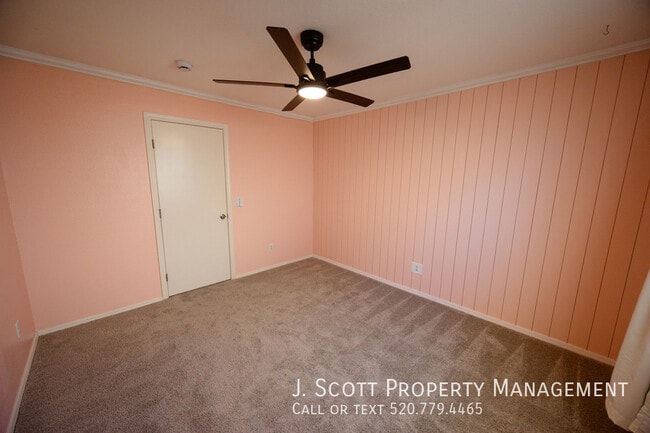 Building Photo - 12209 W Washington St