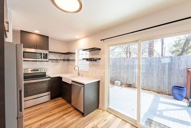 Building Photo - 5109 Overbrook Dr