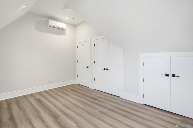 Building Photo - 34 Clinton Ave