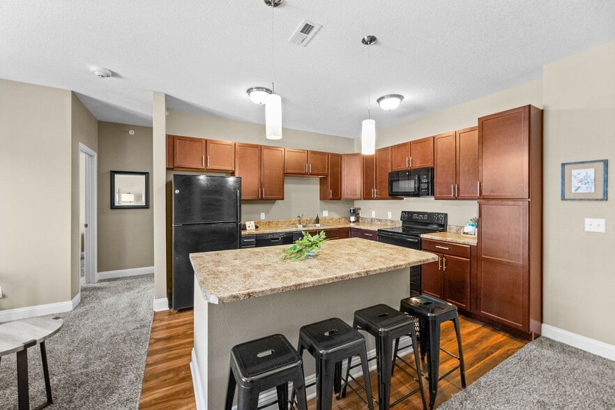 Interior Photo - Cascades at Jordan Creek