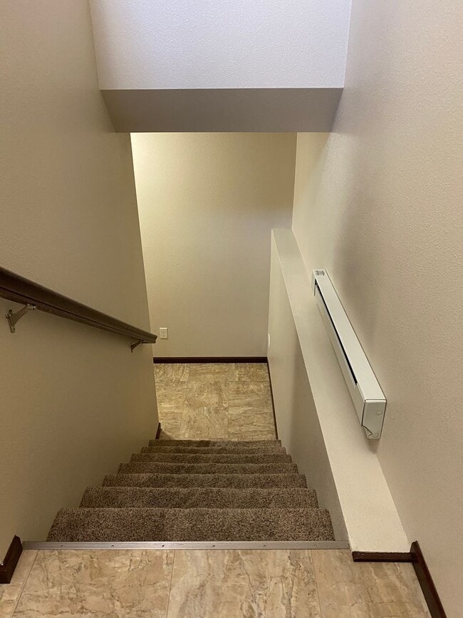 Building Photo - 350 Little Rock Ct