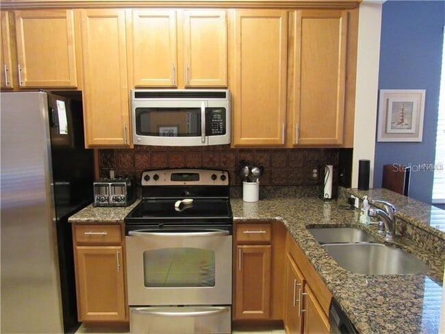 Building Photo - 1311 Twin Trees Ln