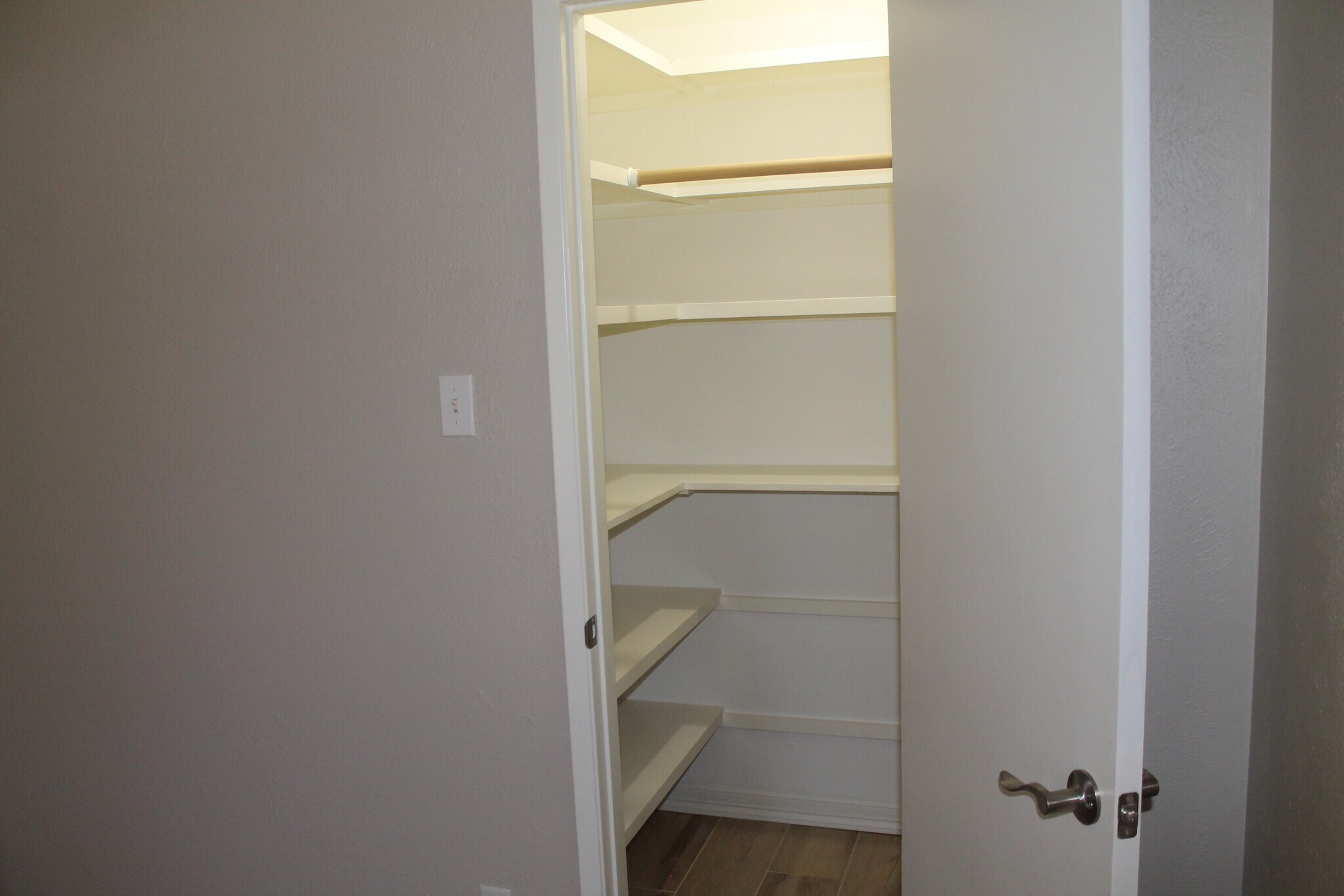 Building Photo - 4208 Arbor Dr