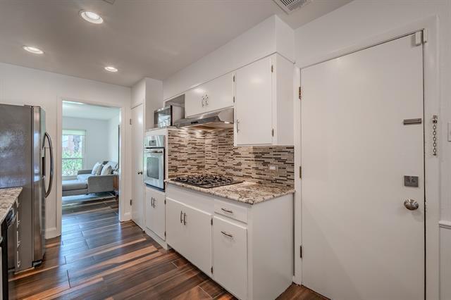 Building Photo - 3347 Latham Dr