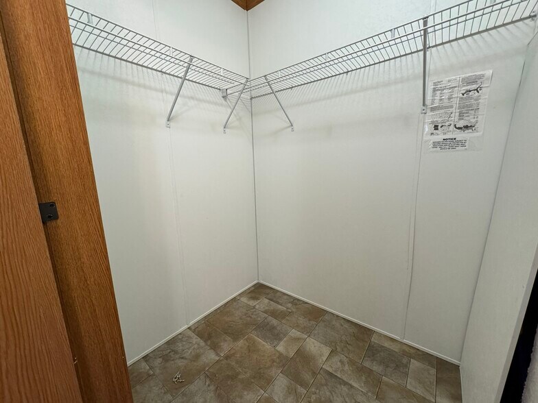 Building Photo - 2022 Mockingbird Pl NW