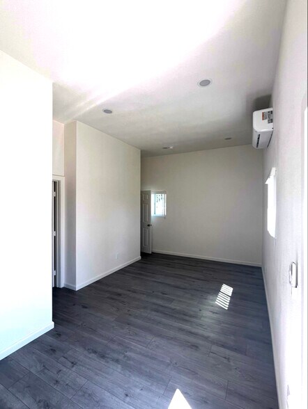 Building Photo - 4211 Black Mountain Rd