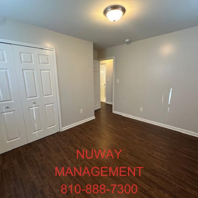 Building Photo - AVAILABLE NOW - 3 bedroom house in Grand Blanc