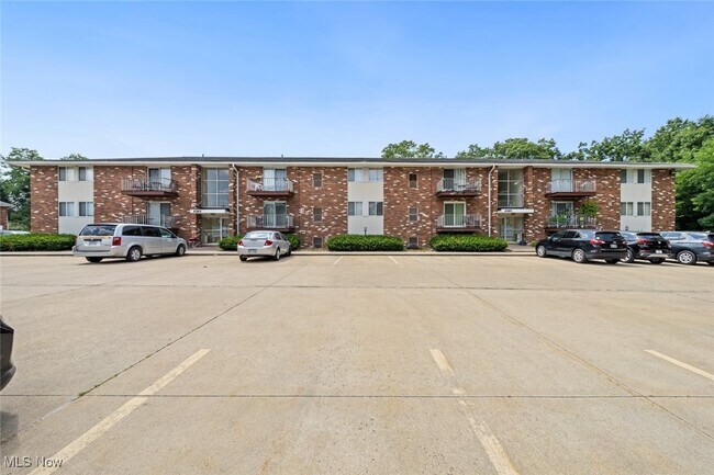 Building Photo - 4383 Inner Cir Dr
