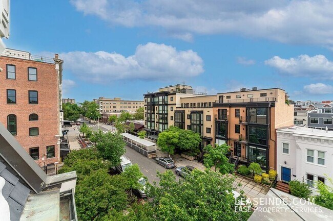 Building Photo - 1922 12th St NW