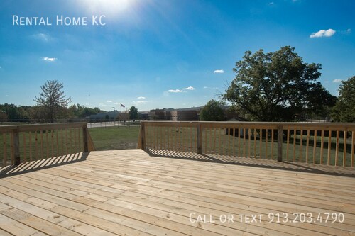 Building Photo - 5620 Rosehill Rd