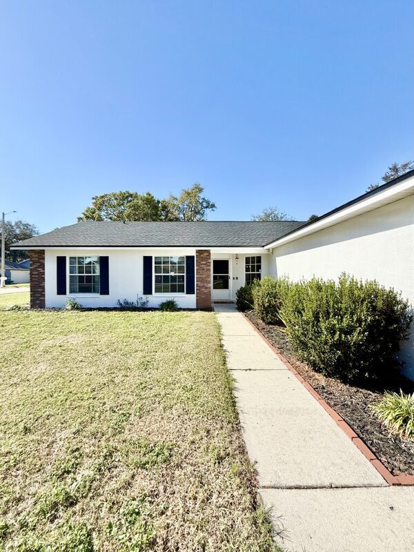 Building Photo - 2610 Sundance Ct