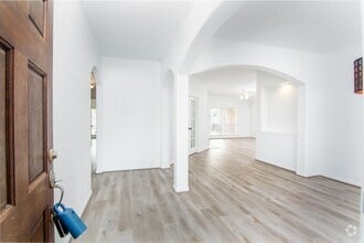Building Photo - 51 N Regan Mead Cir