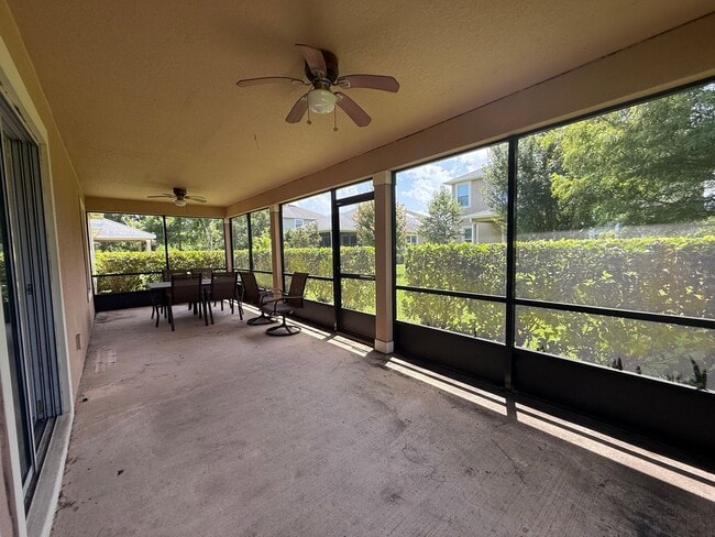 Building Photo - Grande Champion Community! BEAUTIFUL 3 Bed...