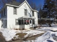 Building Photo - 209 W Warren St