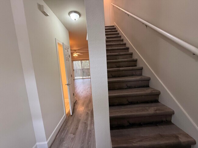 Building Photo - 15284-15331 US-331 BUS