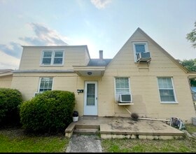 Building Photo - VP Real Estate 21