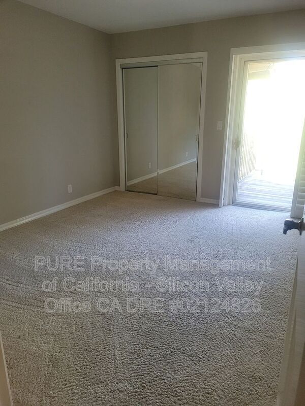 Building Photo - 114 Casa Grande