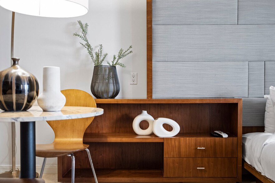 Building Photo - 45 NE 3rd Ave