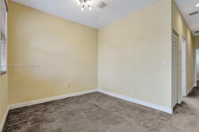 Building Photo - 1401 SW 147th Ter