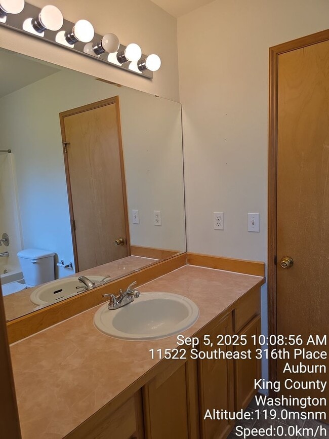 Building Photo - Rental home - Lea Hill area, Two story - 3...
