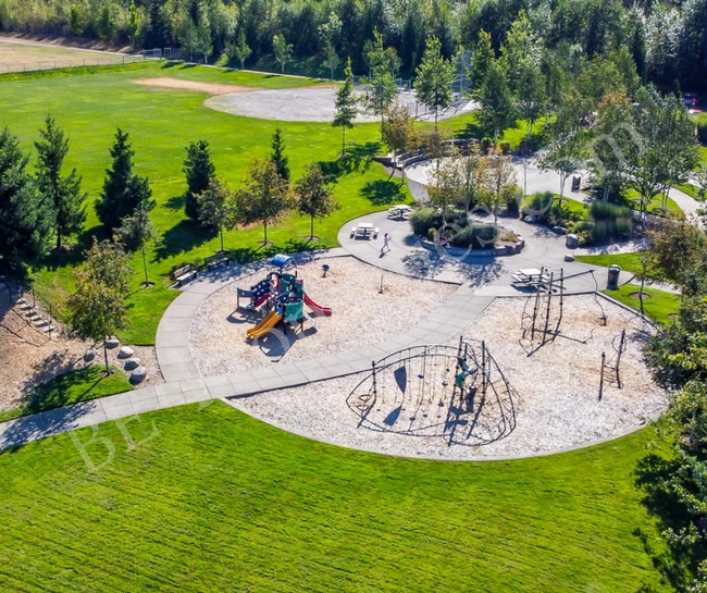 Building Photo - Lovely 4 bedroom 2.5 bathroom Tehaleh Home