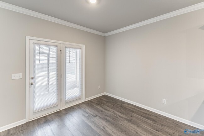 Building Photo - 290 Caudle Dr