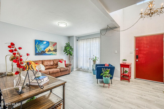 Building Photo - 7333 Golden Hawk Dr